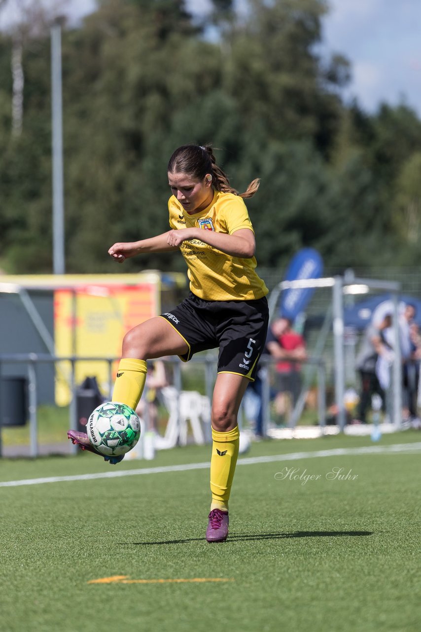 Bild 79 - Saisonstart Oberliga